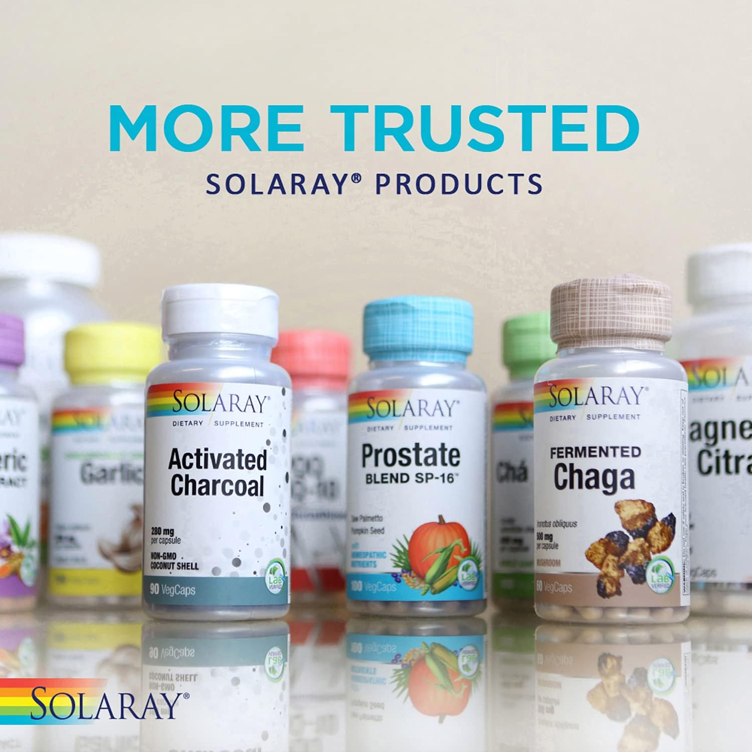 SOLARAY glucosamina sulfato 500 mg, cápsulas alineadas, conveniencia de tres tomas diarias.