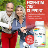 SOLARAY Zinc Citrato 50 mg: cápsulas en primer plano para conveniencia diaria.