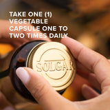 Solgar Biotina Potencia Mejorada, cápsulas vegetales visibles, suplemento para bienestar diario.