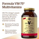 Solgar Formula VM-75 tabletas en primer plano, multivitamínico integral.