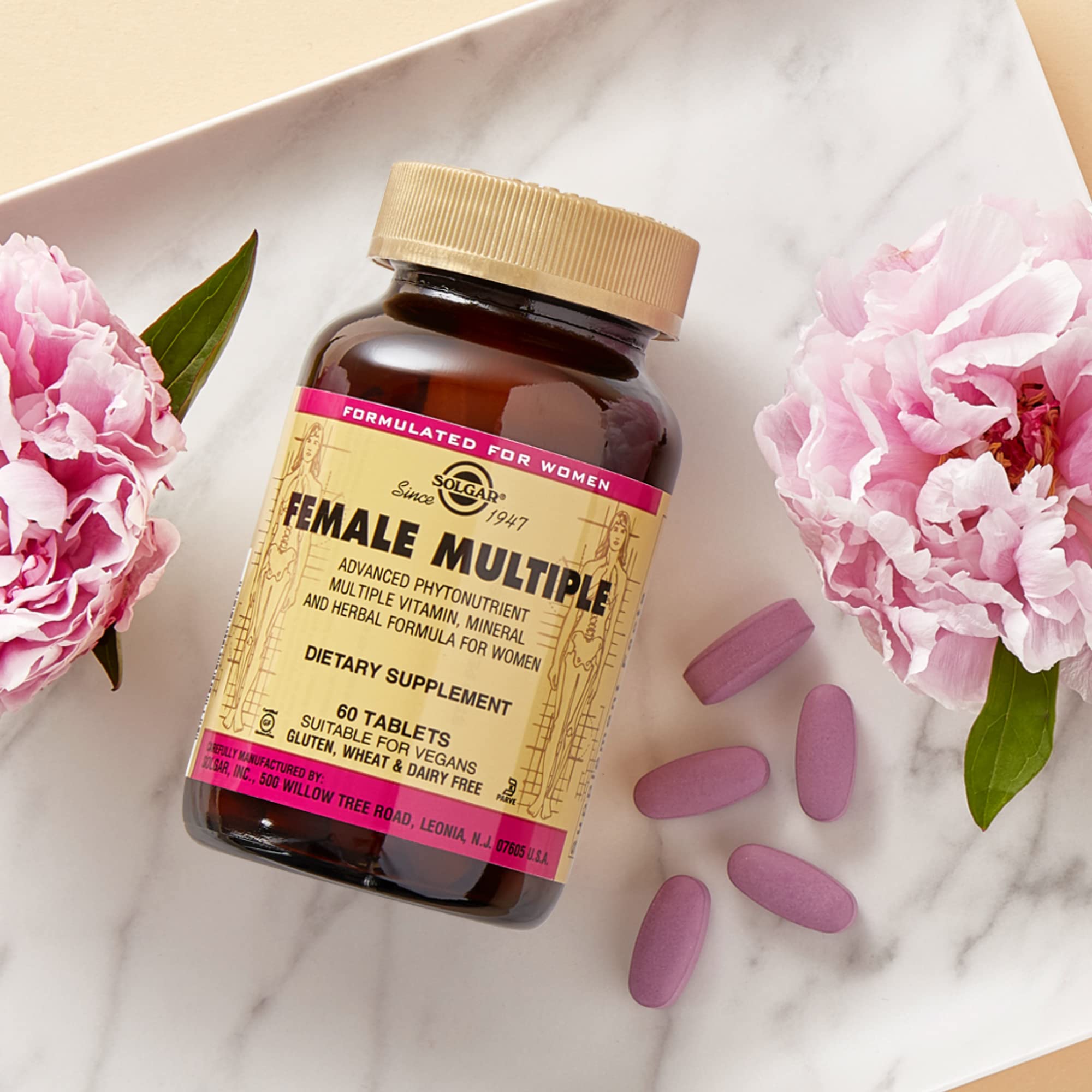 Solgar Multivitaminas para Mujer: ingredientes clave visibles en la etiqueta.