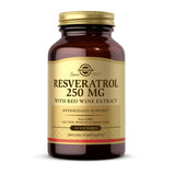 Solgar Resveratrol 250 mg cápsulas blandas en botella, uso diario.