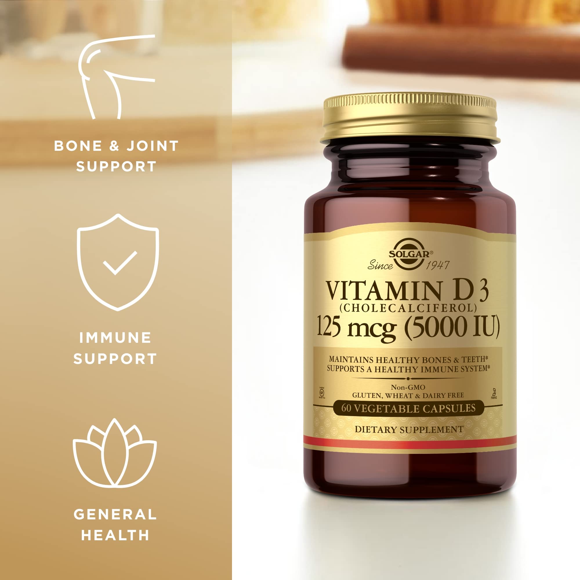 Solgar Vitamina D3, cápsulas en mano, consumo diario cómodo