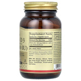 Cápsulas Solgar Vitamina D3 vertidas, fácil ingestión diaria.