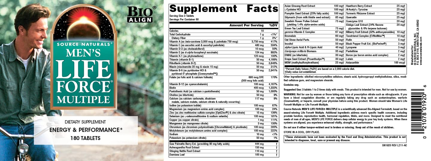 Source Naturals Life Force en mano, tomarlas a diario para apoyo nutricional.