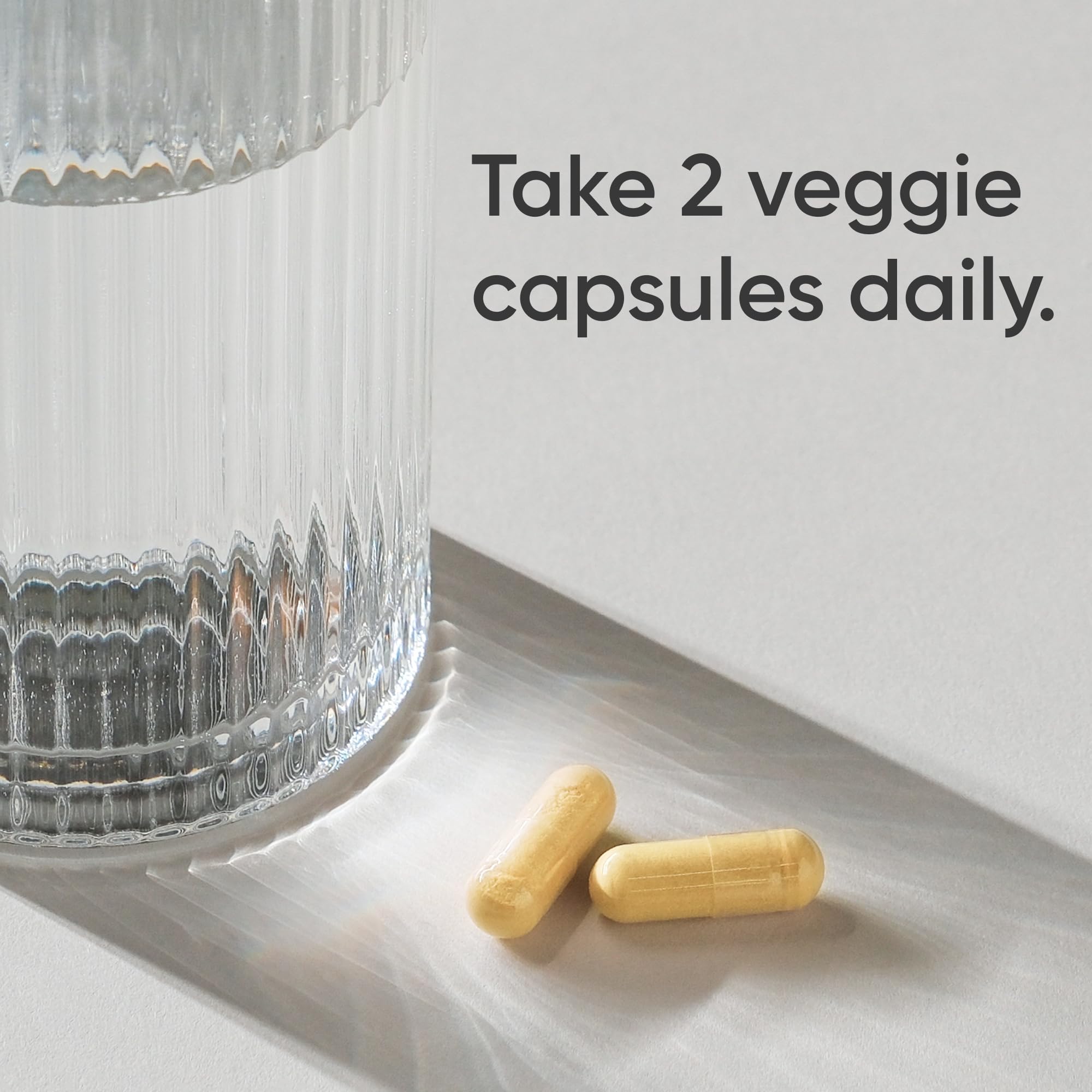 Sports Research Vitamina C liposomal en cápsulas vegetales para mejor absorción.