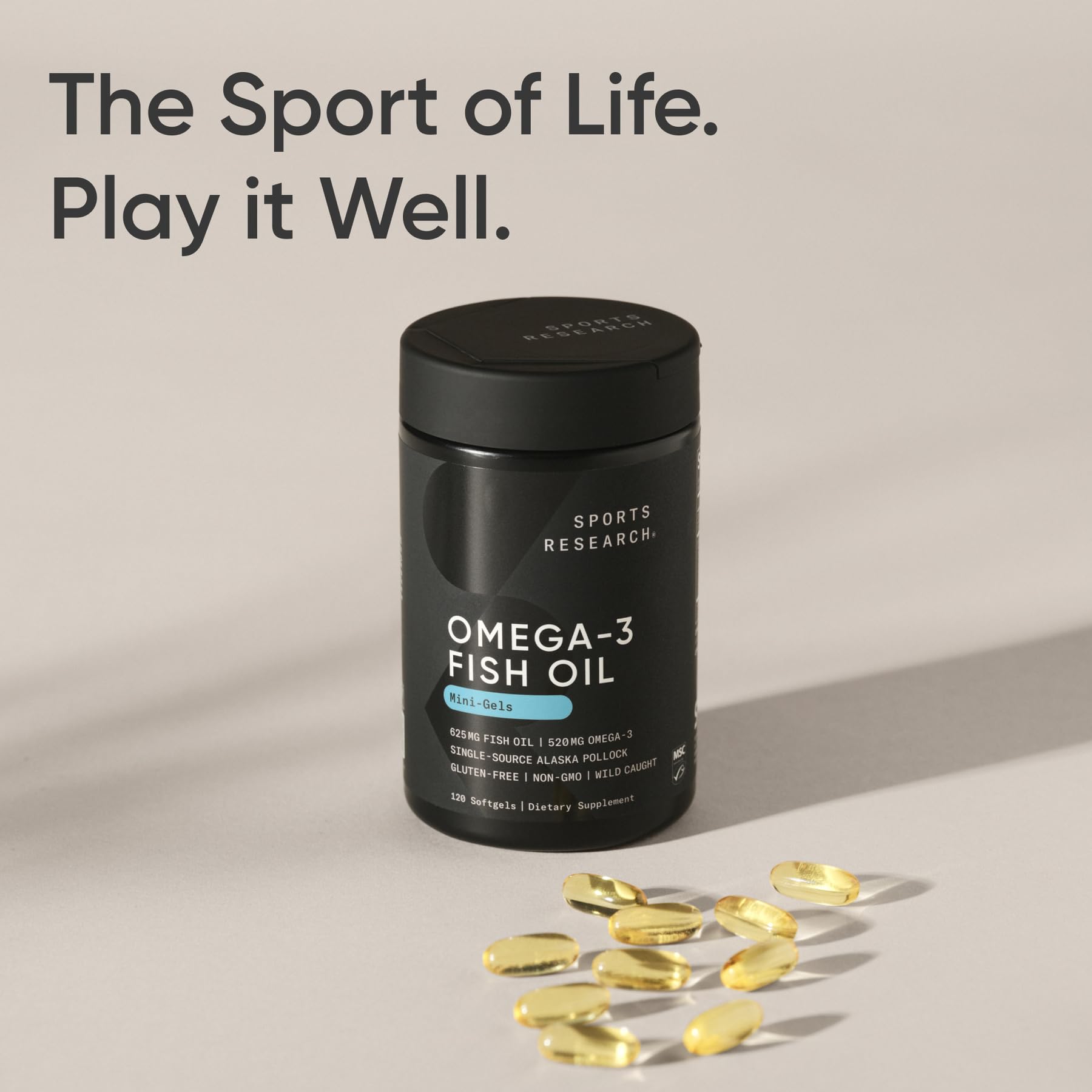 Sports Research Omega-3 estante con envase apilado para compra.