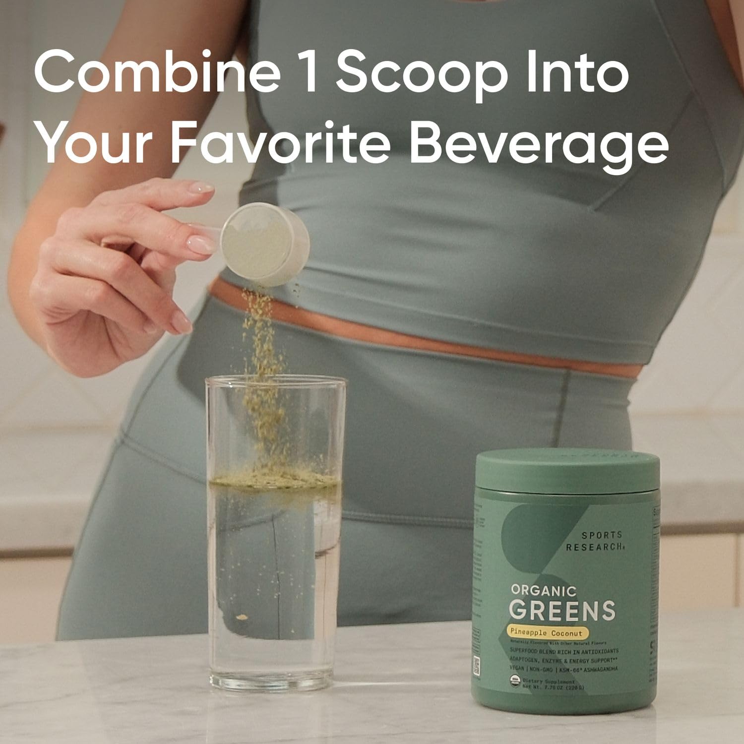 Polvo de Sports Research Greens, dosis diaria para apoyar la digestión.