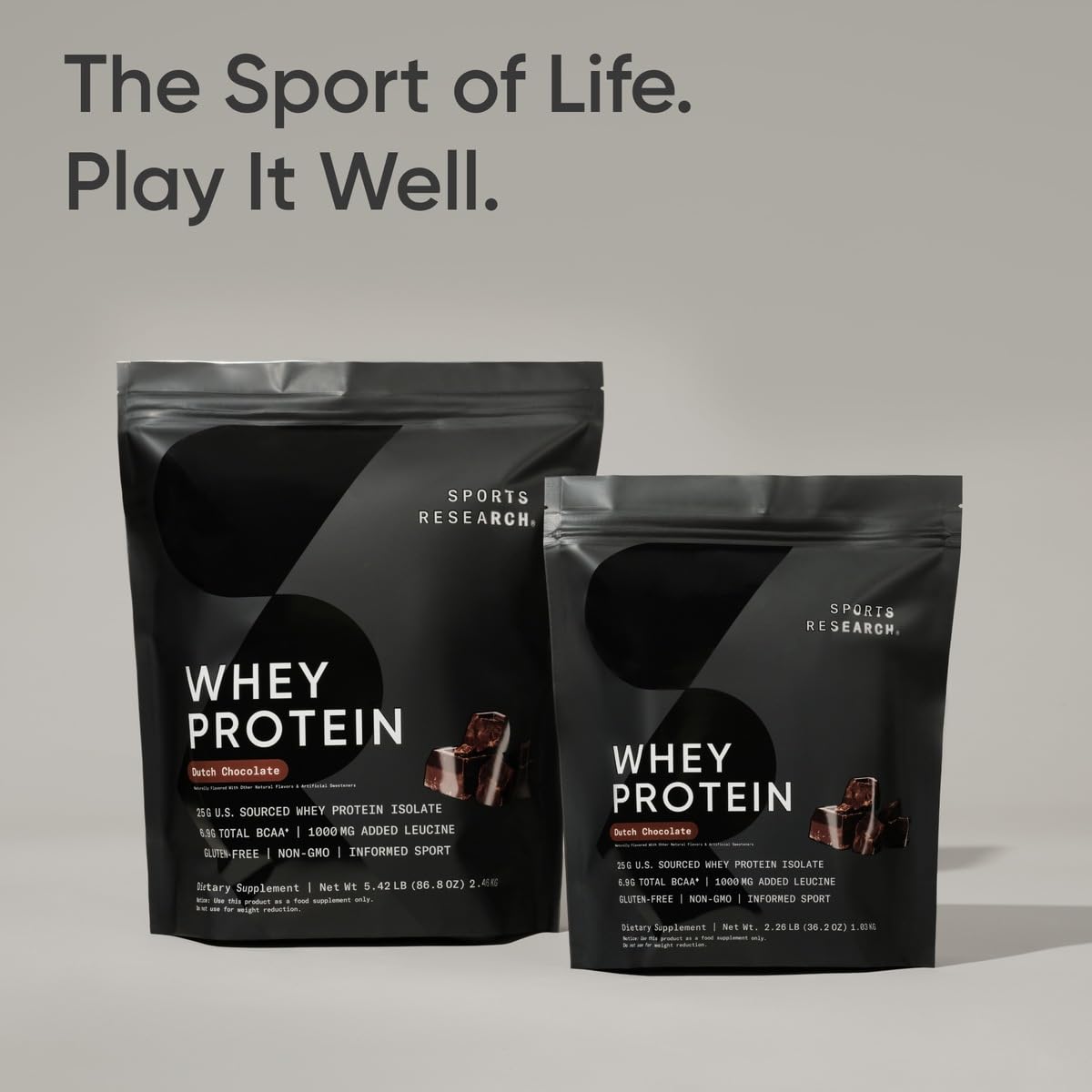 Sports Research Whey Isolate en polvo; sabor chocolate Dutch para smoothies.