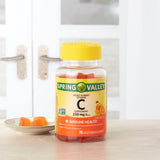 Spring Valley gominas Vitamina C 240 mg, gomitas naranjas para aporte diario.