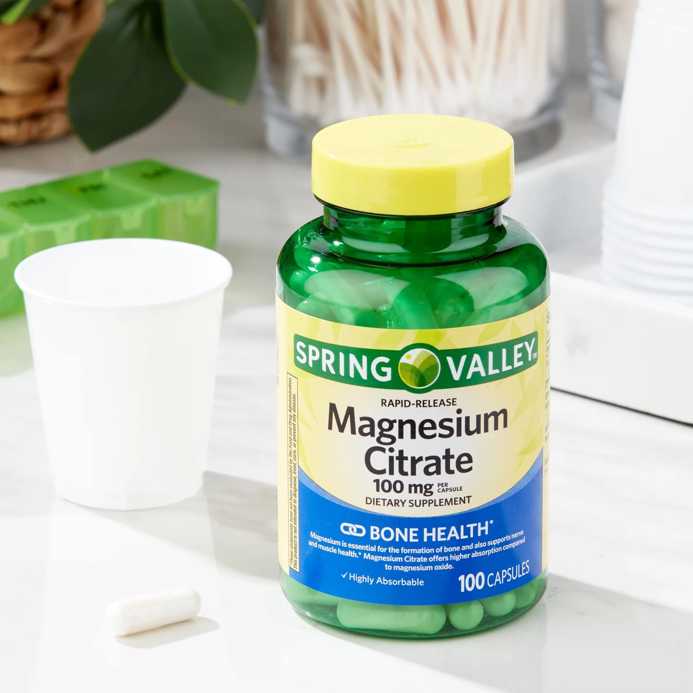 Cápsulas de alta absorción Spring Valley Magnesio Citrato para bienestar diario.