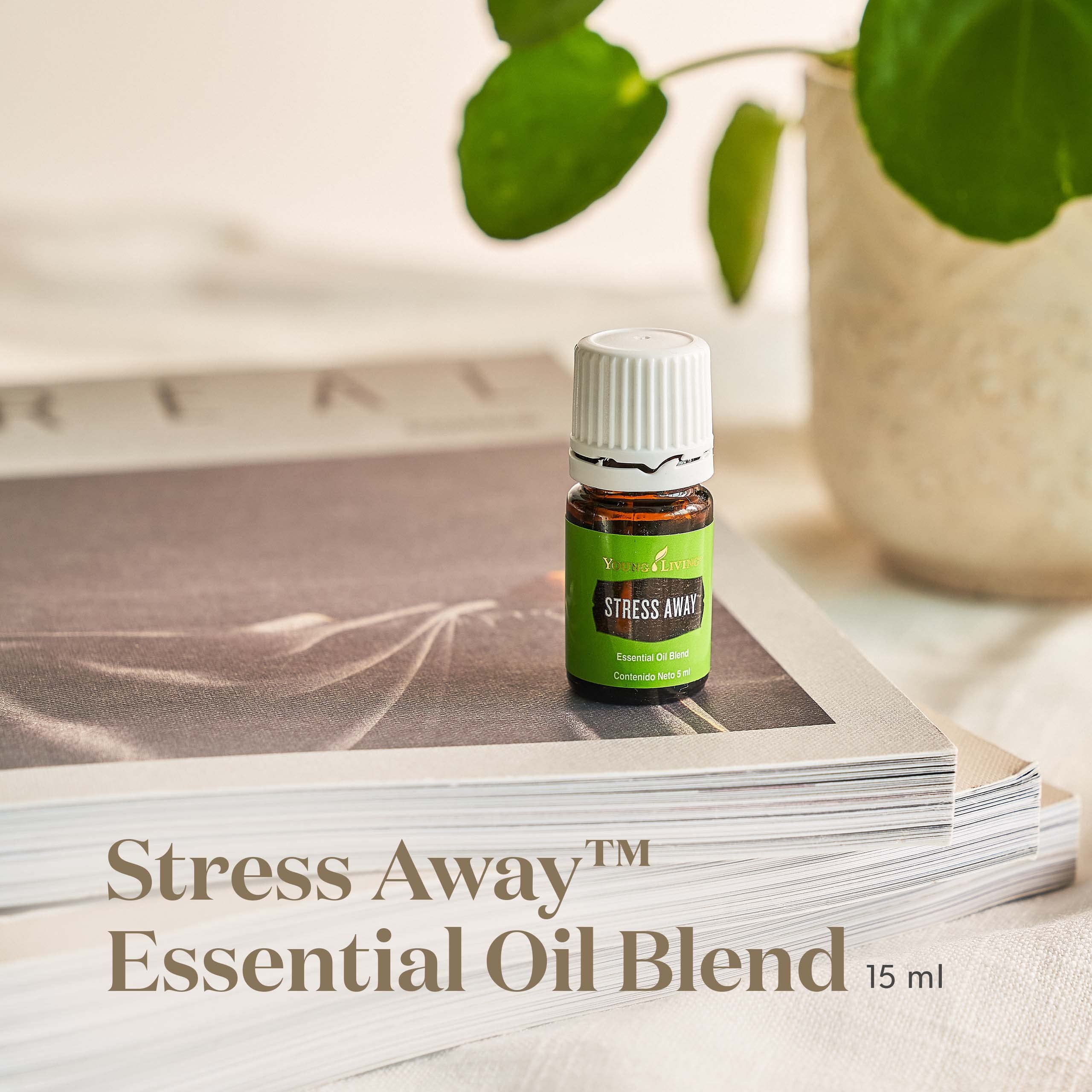 Botella Stress Away de 15 ml, conveniente para uso cotidiano.