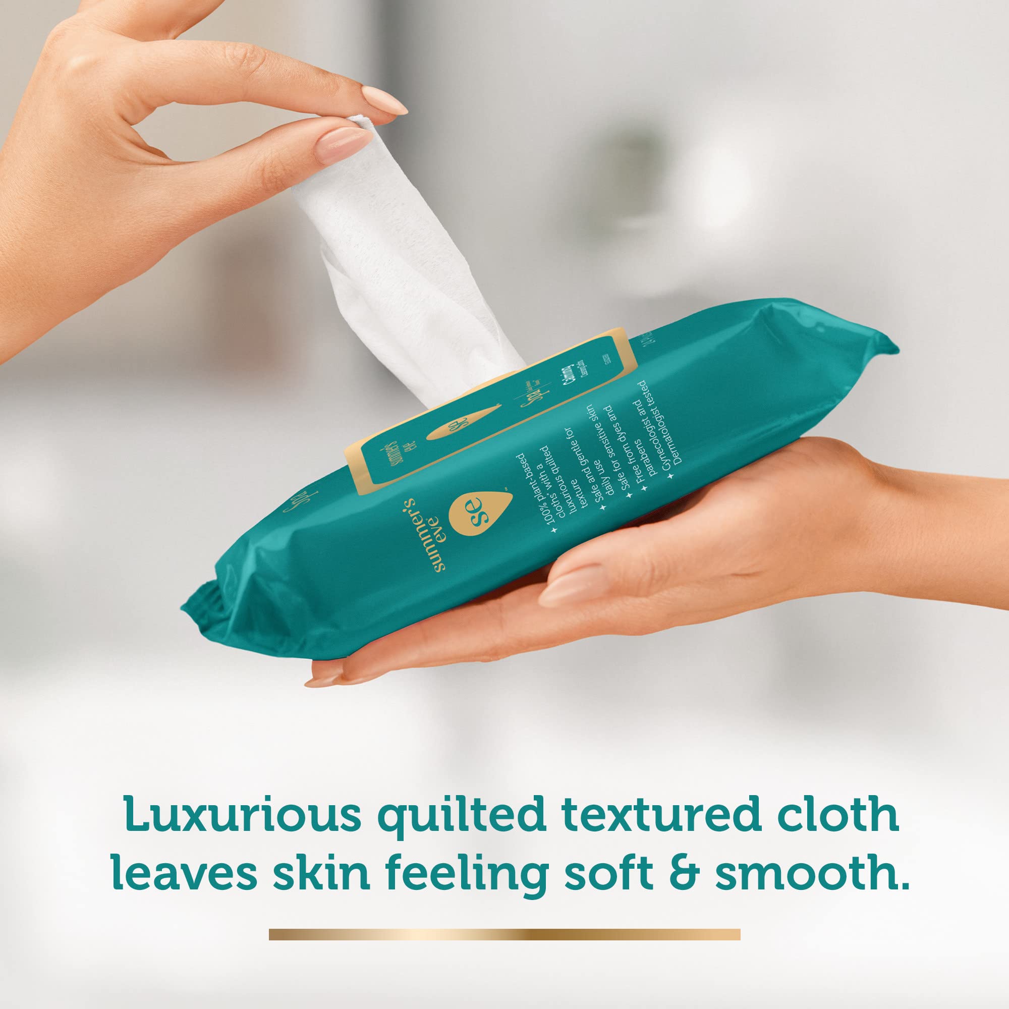 Summer's Eve Spa Calming Chamomile, textura acolchada que cuida la piel y la sensación de suavidad.