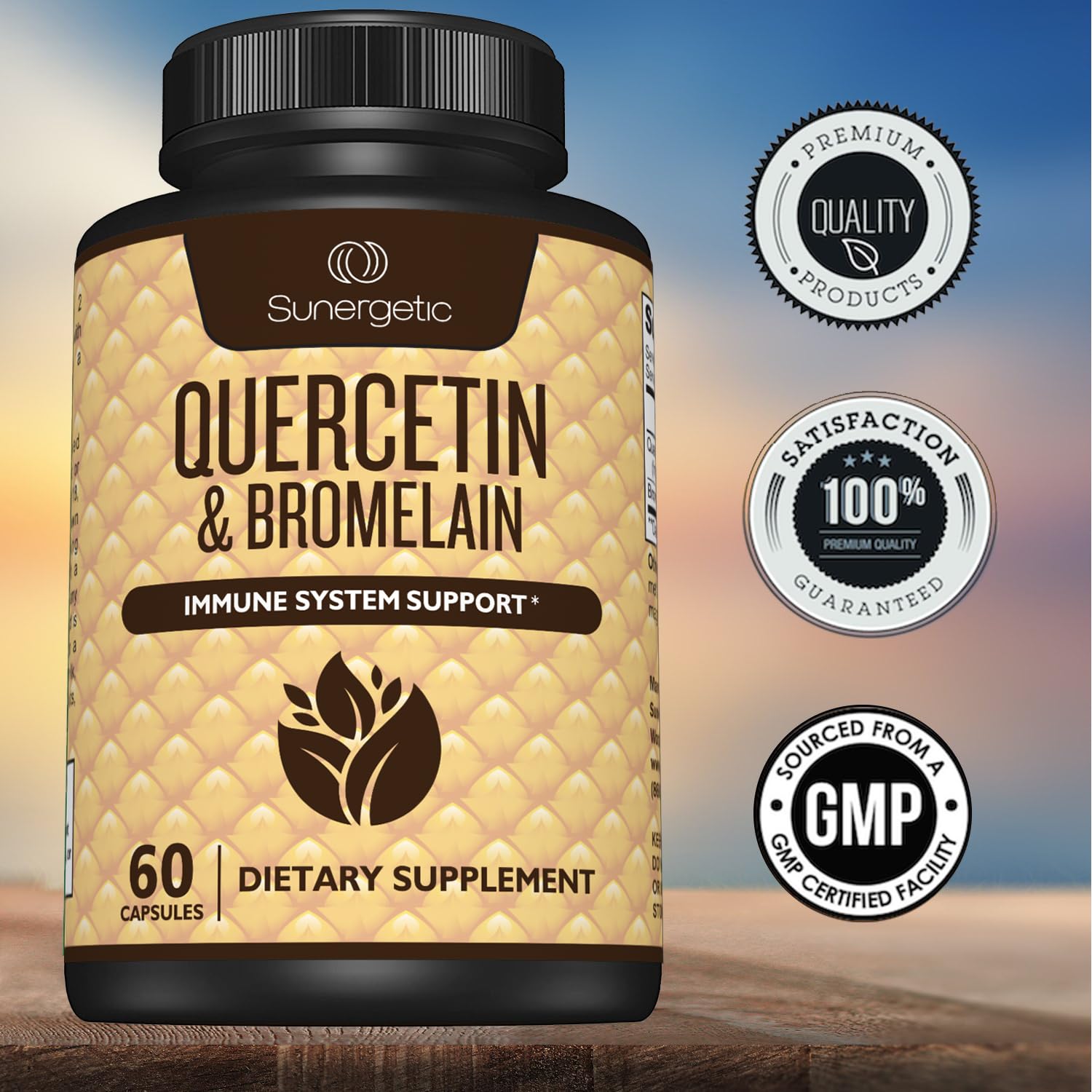 Sunergetic Botella cerrada: fuente conveniente de quercetina y bromelina.