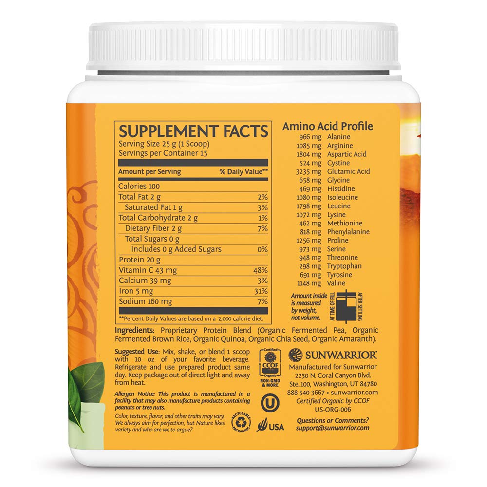 Sunwarrior proteína vegetal sin sabor, vertido en taza para batido rápido