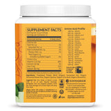 Sunwarrior proteína vegetal sin sabor, vertido en taza para batido rápido