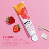 Ingrediente clave hidroxiapatita en pasta dental para remineralizar dientes.