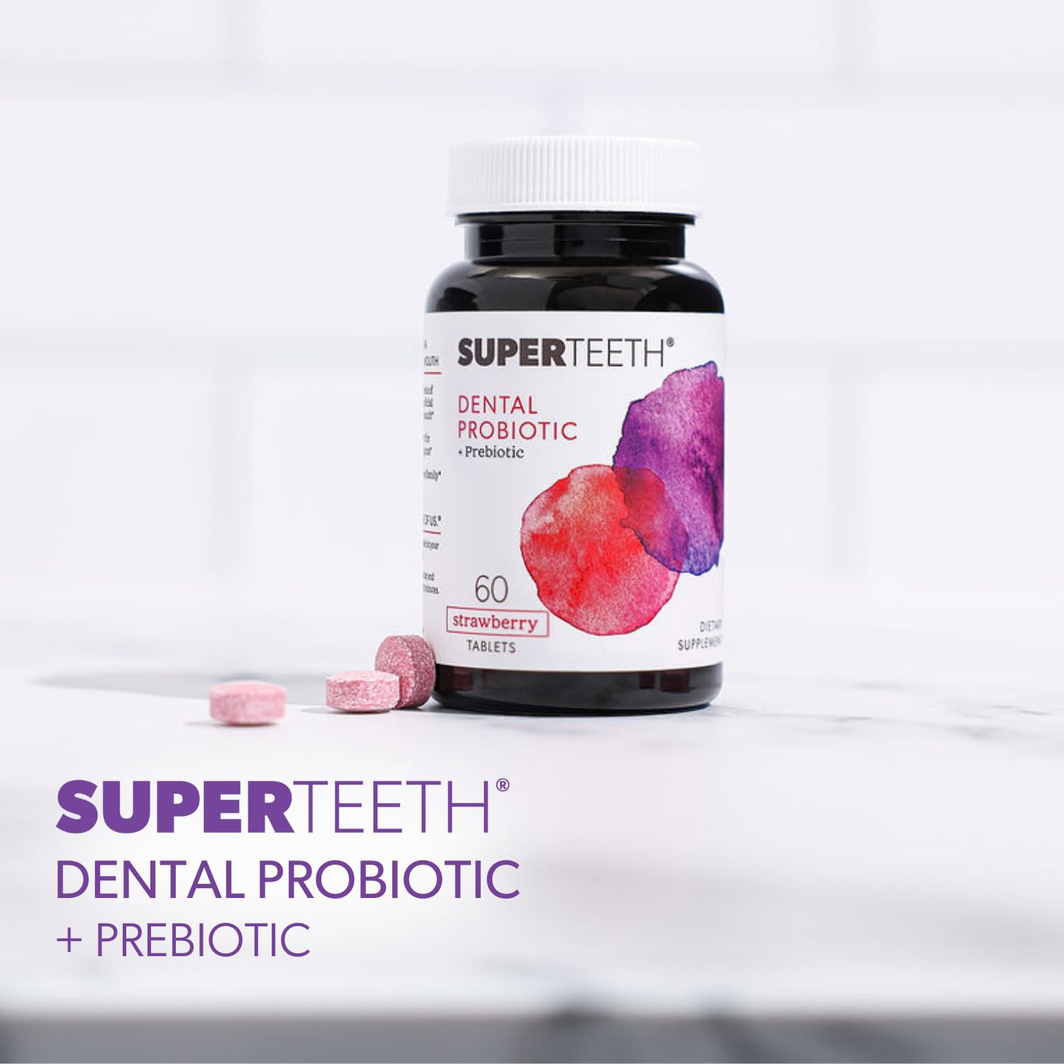 SUPER TEETH adultos con sonrisa más fresca gracias al probiótico diario.