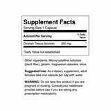 Swanson Ovarian Glandular cápsulas de 250 mg en primer plano para uso diario