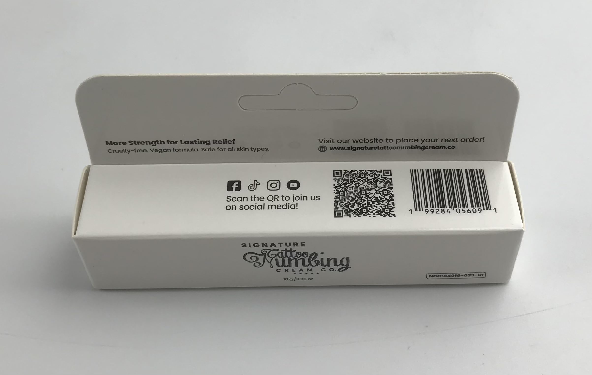 Tattoo Numbing Cream Co. Signature: aplicación externa para ardor leve y picor.