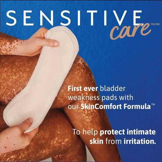 Detalle de absorción suave de TENA Intimates para piel sensible.