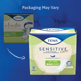 Protección triple de TENA Intimates contra filtraciones, olor y humedad.