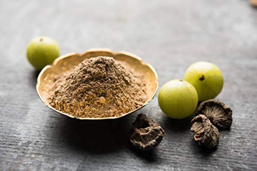 Terrasoul Amla en polvo, batido en vaso, impulsa un aporte nutritivo diario.