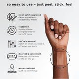 Empaque reutilizable con The Good Patch B12 Awake, ideal para llevar durante viajes.