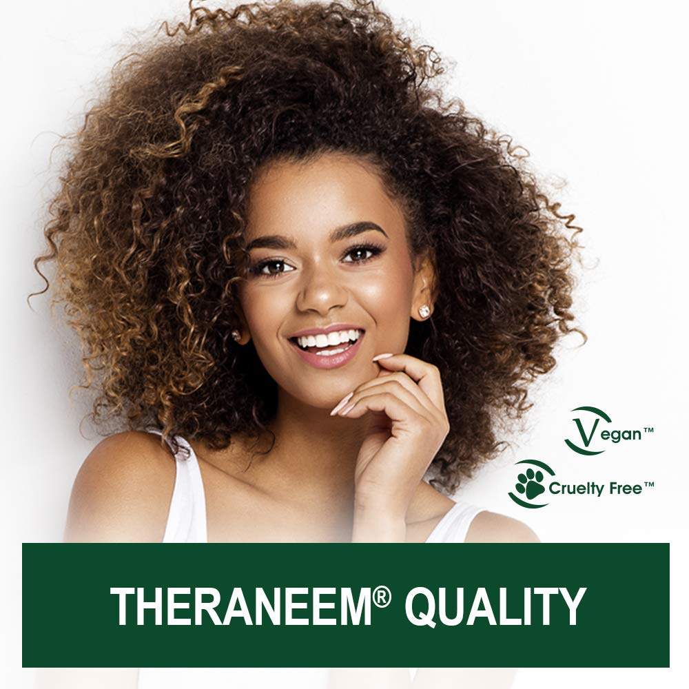 Textura cremosa de TheraNeem Therapé para uso diario en manos y cuerpo