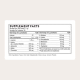 Cuchara medidora de THORNE Amino Complex para dosis precisas en la rutina.