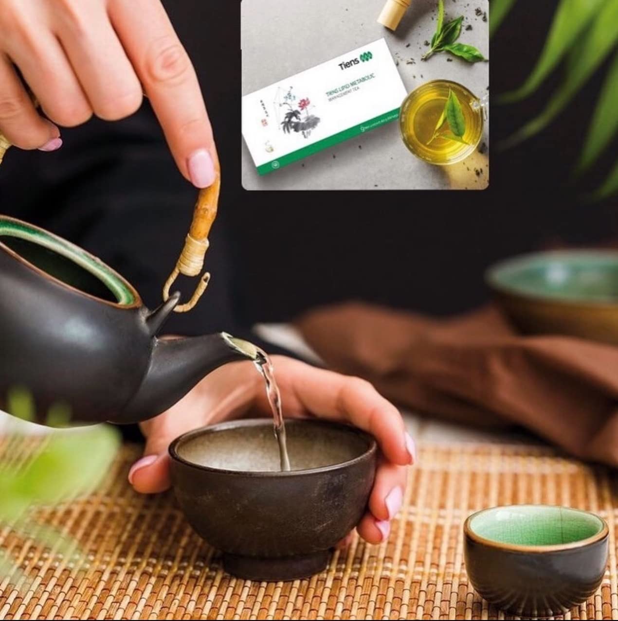 TIENS té gestión lipídica con hojas de loto para un aroma suave.