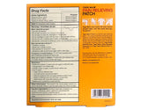 Adhesión flexible del parche Tiger Balm en la piel.