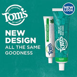 Dos tubos de Tom's of Maine Wicked Fresh, pasta dental con fluoruro.