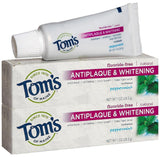 Pasta dental Tom's of Maine antiplaca y blanqueante en tubo para uso diario.