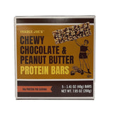 Barrita proteica Trader Joe's: chocolate y maní, 10 g de proteína por porción, para llevar.