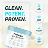 Etiqueta de TROVICA Colostro en polvo resalta origen sostenible y bioactivos.