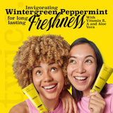 Twice dentífrico sabor invernal menta con aliento fresco.