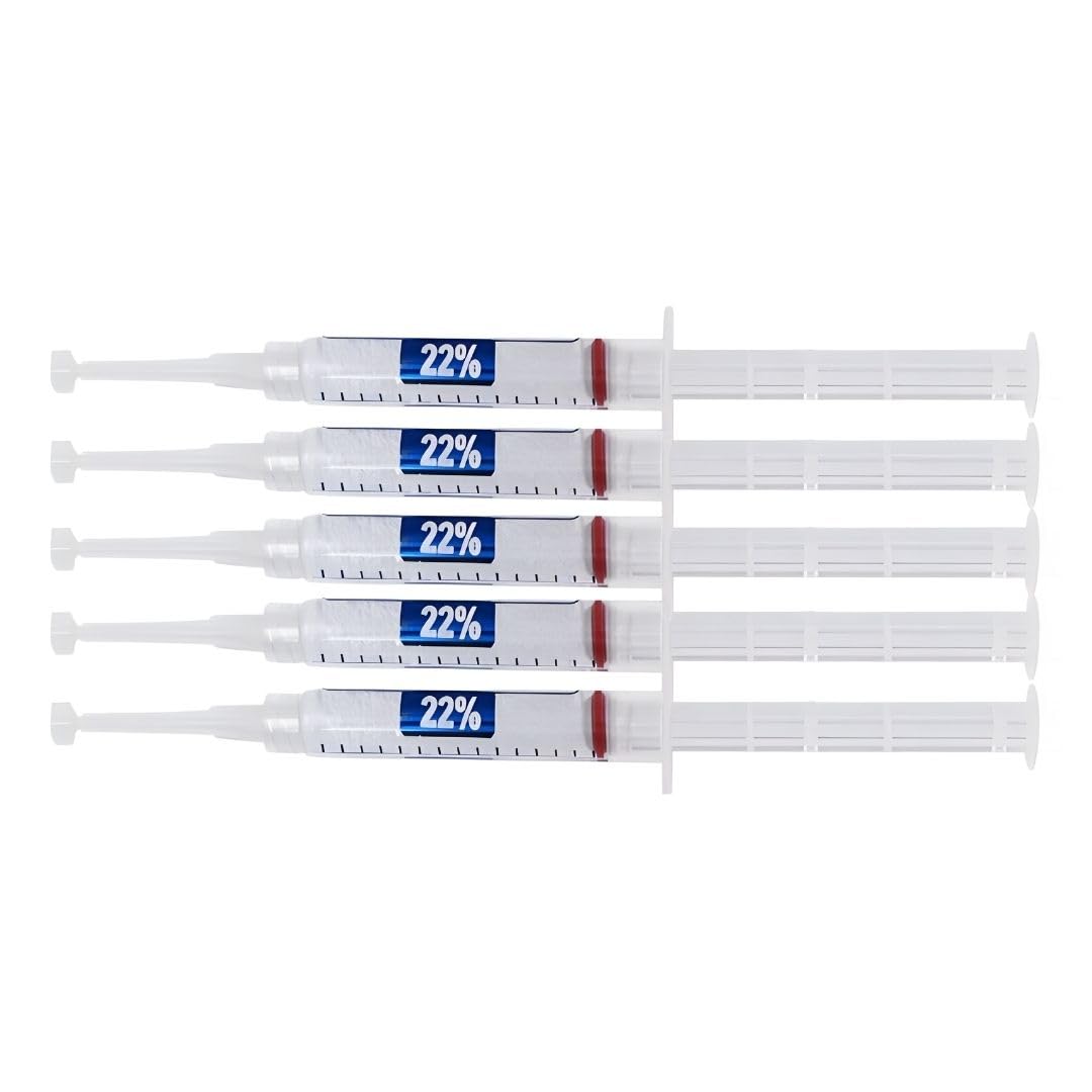 Ultra White: jeringa grande de gel 22% para blanqueamiento dental, uso cómodo en casa.