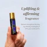 Madera de alcanfor en Valor Roll-On ofrece una sensación fresca y clara.