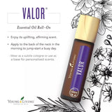 Uso durante yoga o meditación con Valor Roll-On para centrarte.