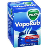Vicks VapoRub: caja exterior, fácil almacenamiento en el hogar.