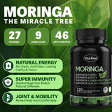 Detalle de cápsula Vita Field Moringa, fácil de tragar.