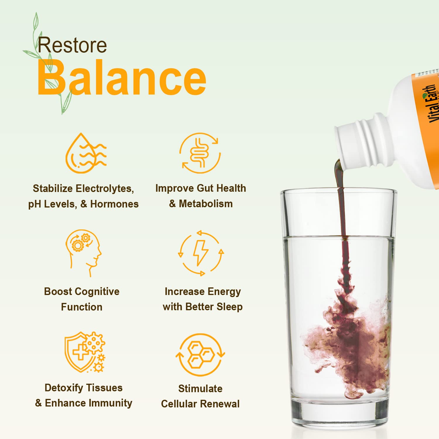 Vital Earth Minerals, persona añadiendo líquido a agua no clorada.