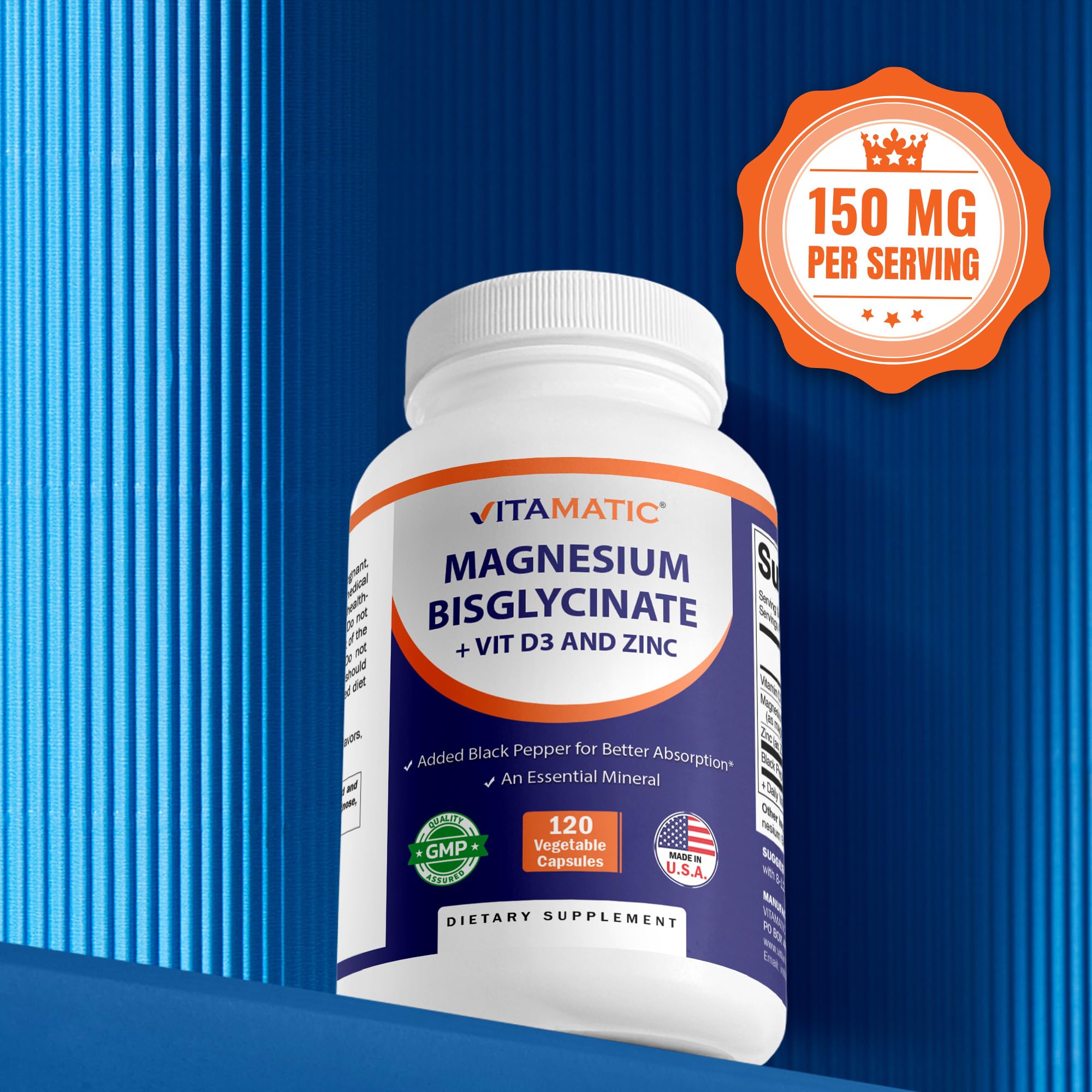 Vitamatic cápsulas en mano, textura suave para tragar.