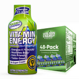 Vitamin Energy Shot vertido en la mano para favorecer un enfoque sostenido.