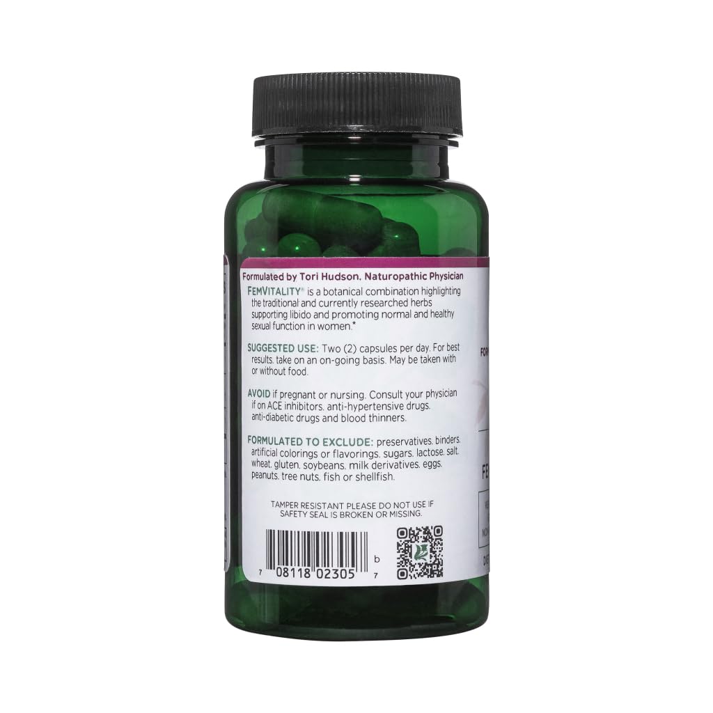 Etiqueta frontal de FemVitality destaca ingredientes naturales y calidad GMP.