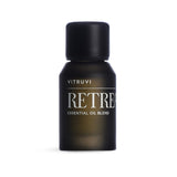 Vitruvi Retreat: volcado de botella para ambientar espacios con aroma suave.