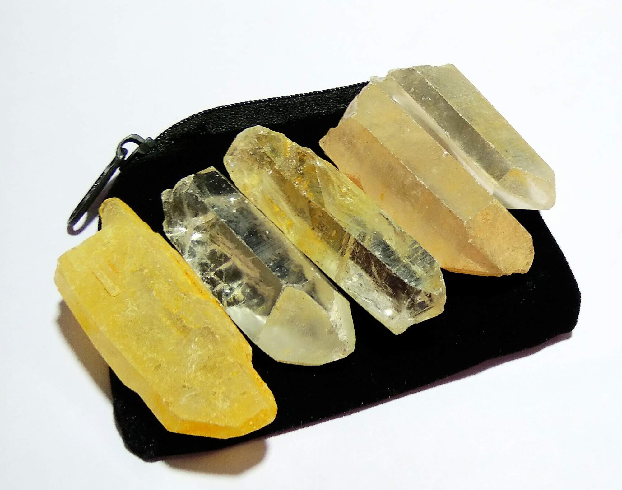 WholesaleGem Cristal Semilla Lemuriano, vista lateral, promueve introspección y serenidad.