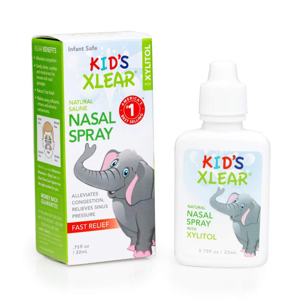Botella de spray nasal Xlear para niños, fácil de usar y humectante.