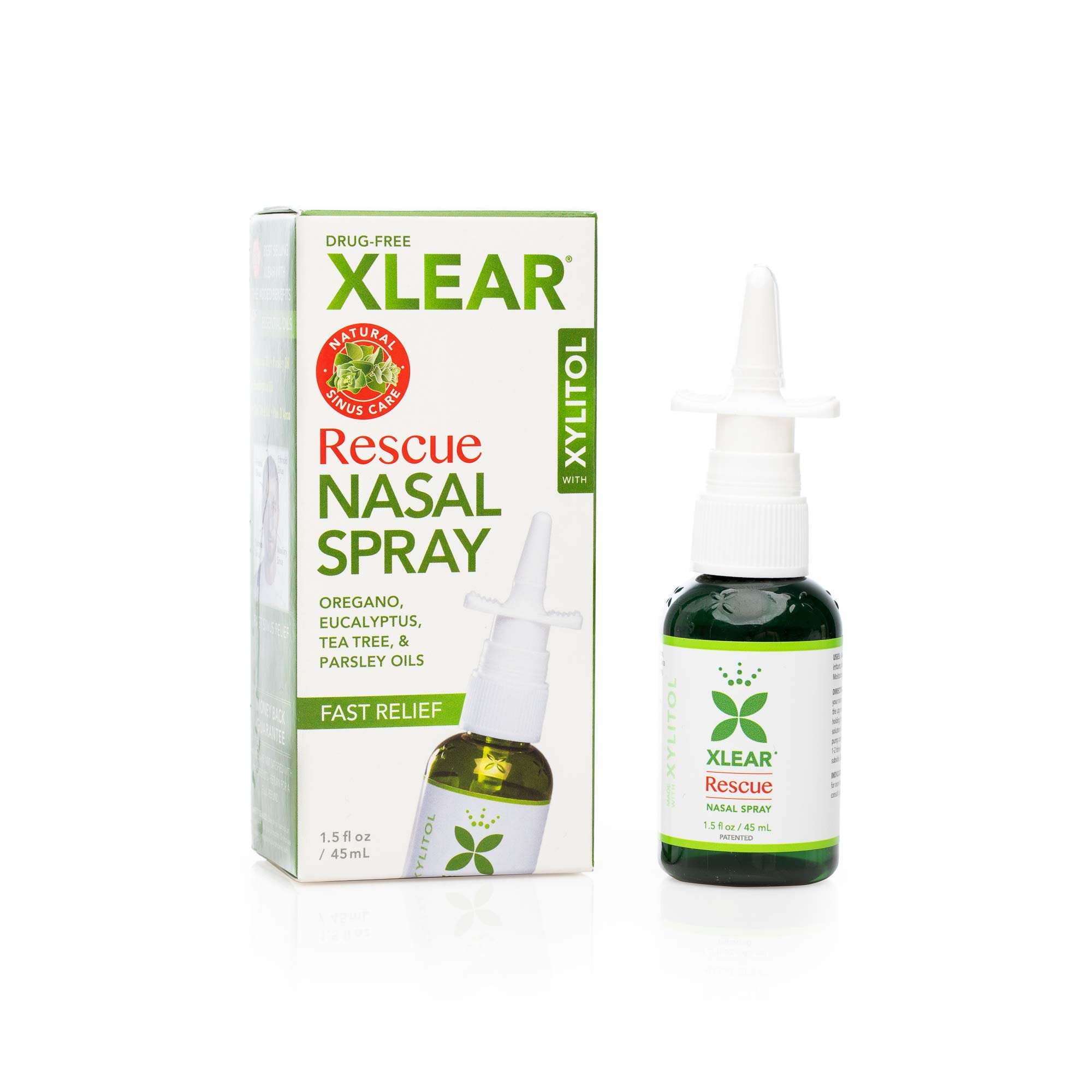 Xlear Rescue aerosol nasal, frasco en mano para aliviar la congestión nasal